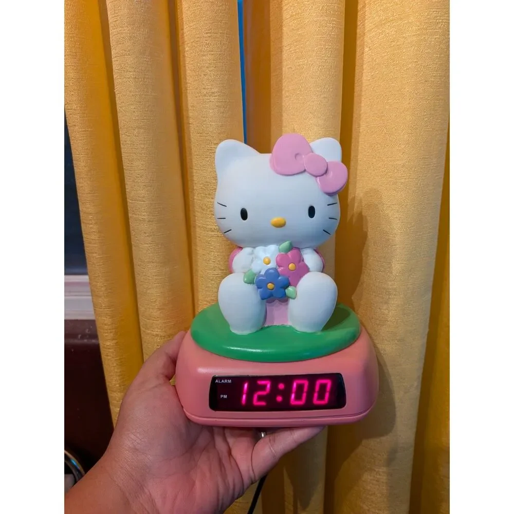Vintage Y2K Sanrio Hello Kitty Digital Alarm Clock Night Light NL-HKC206